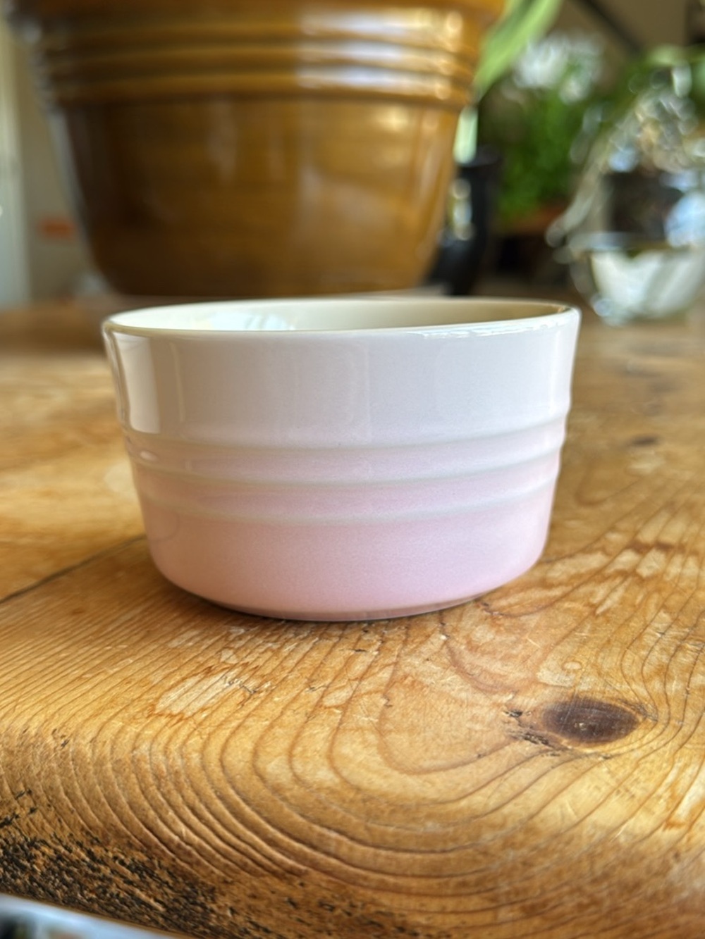 Le Creuset Ramekin Shell Pink